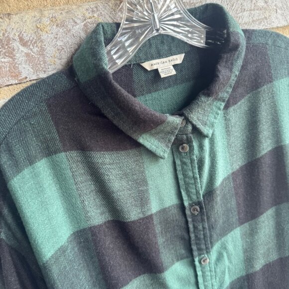 American Eagle Long Sleeve Plaid Peplum Flannel Button Down Shirt Womens Size XL - Picture 5 of 7